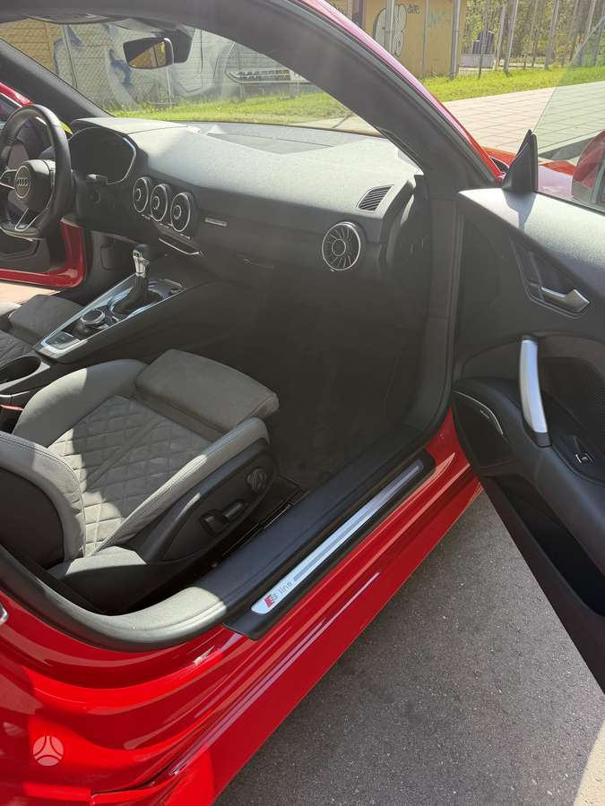 Audi TT, 2.0 l., coupe
