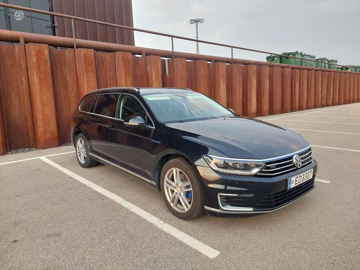 Volkswagen Passat - 3