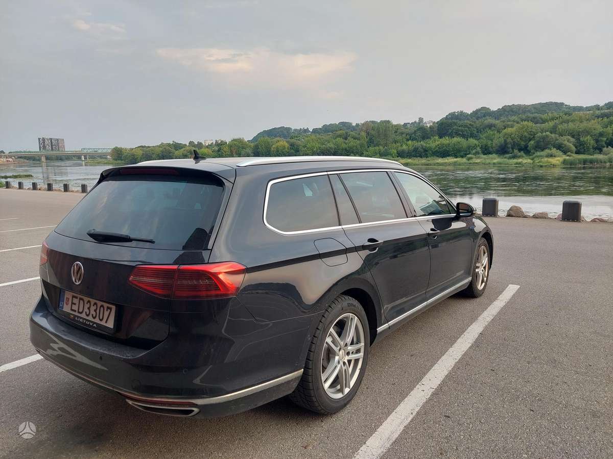 Volkswagen Passat - 5