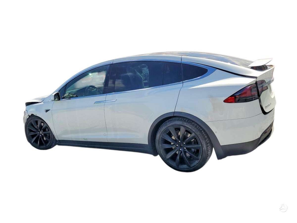 Tesla Model X dalimis