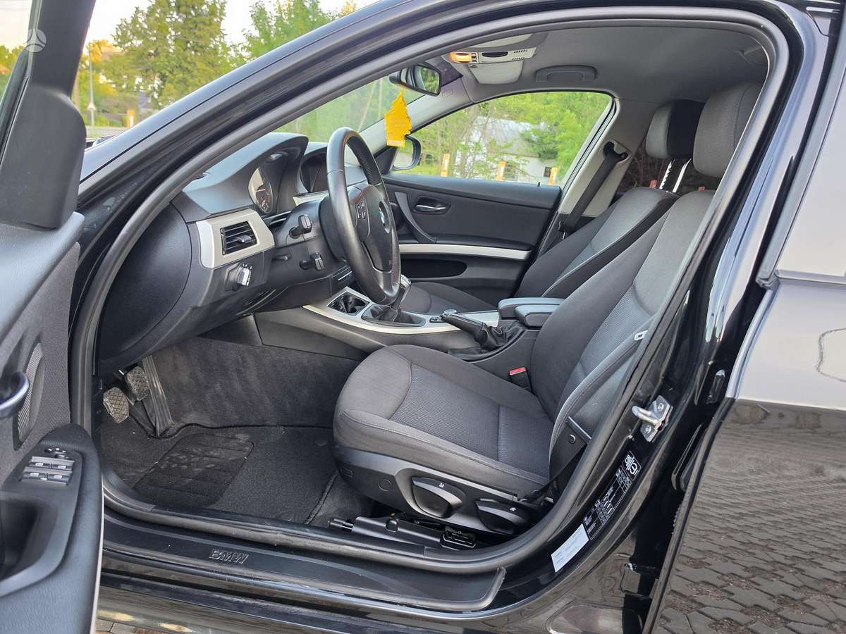 BMW 320, 2.0 l., universalas