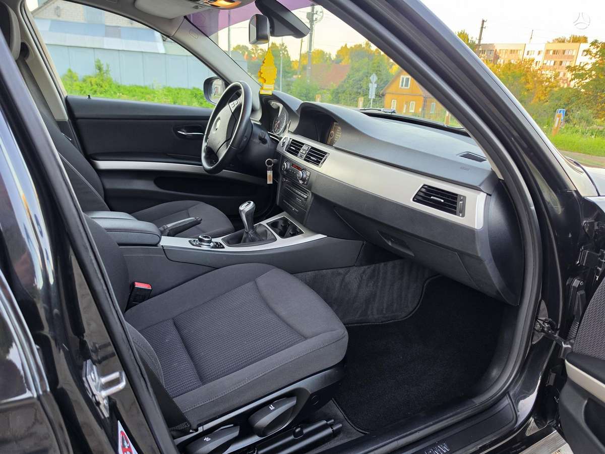 BMW 320, 2.0 l., Универсал