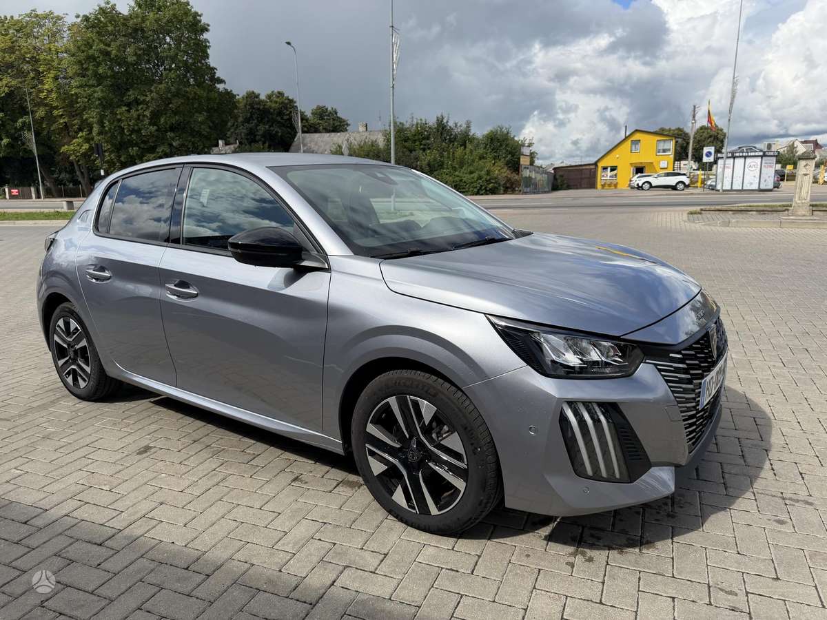 Peugeot 208 - 3