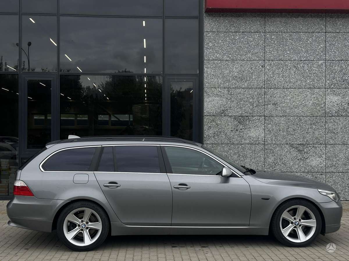 BMW 525, 3.0 l., Универсал