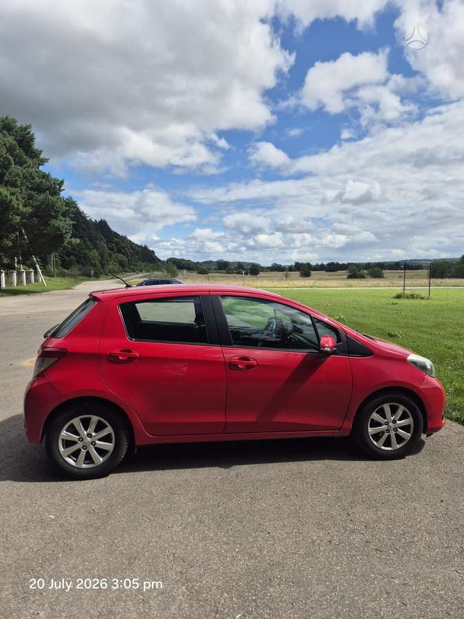 Toyota Yaris - 2