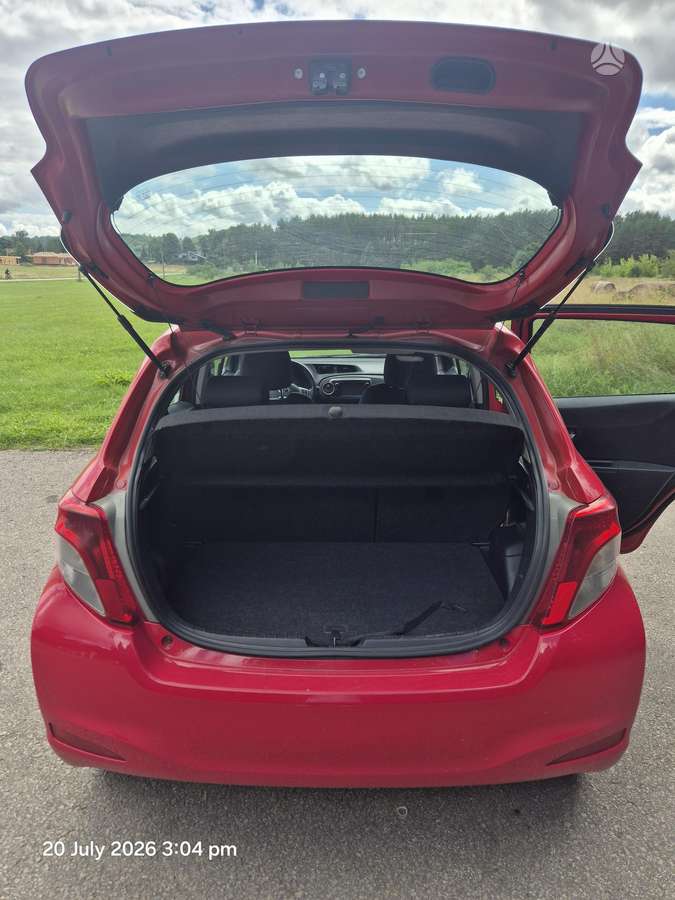 Toyota Yaris - 5