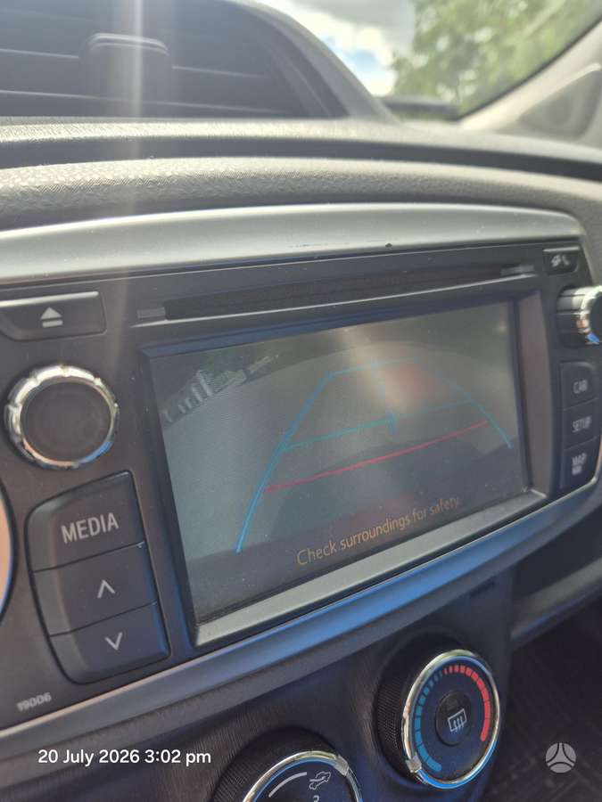 Toyota Yaris - 8