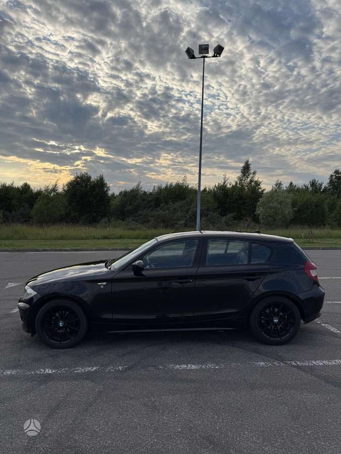 BMW 118, 2.0 l., Хэтчбек