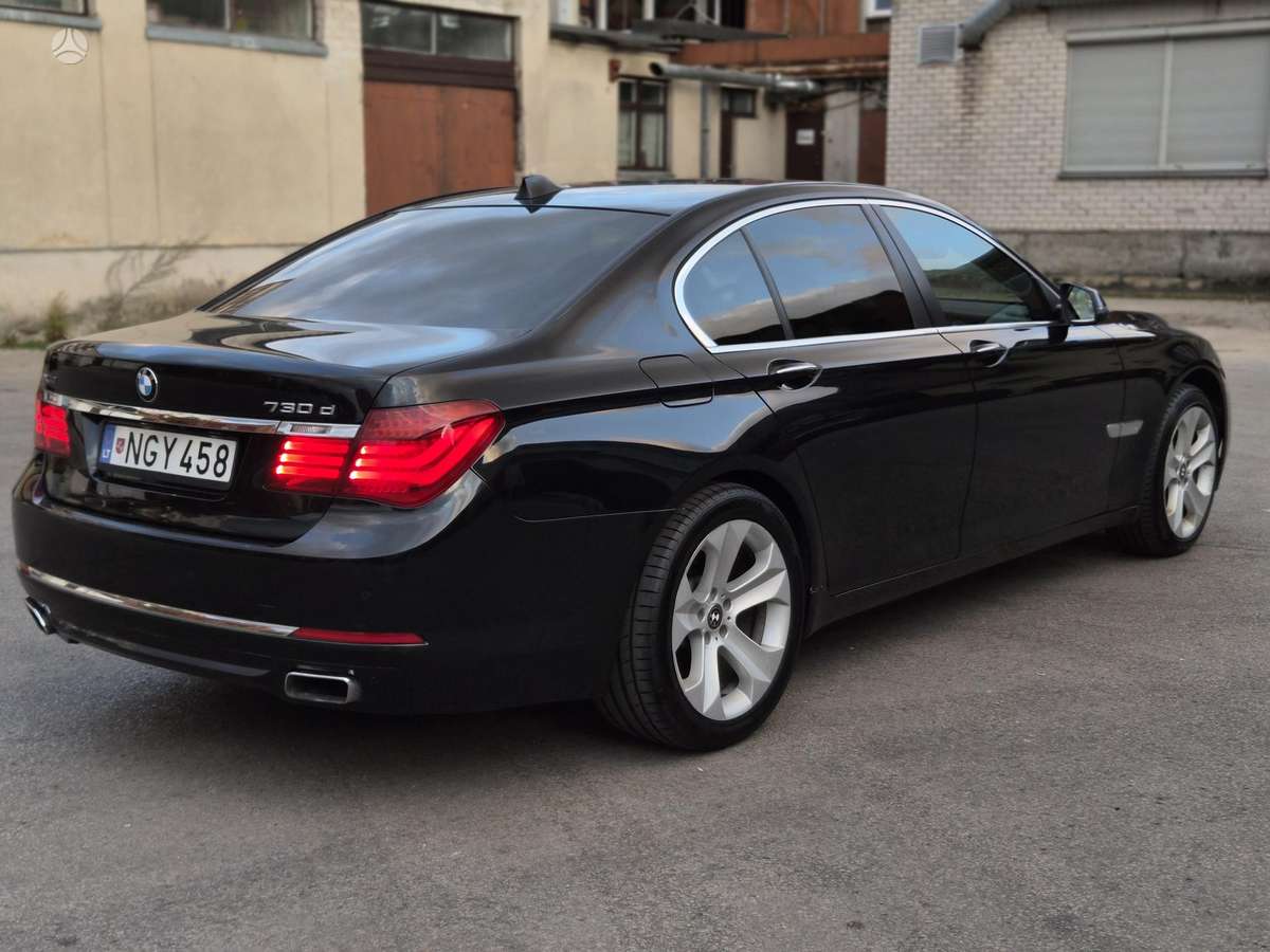 BMW 730, 3.0 l., Седан