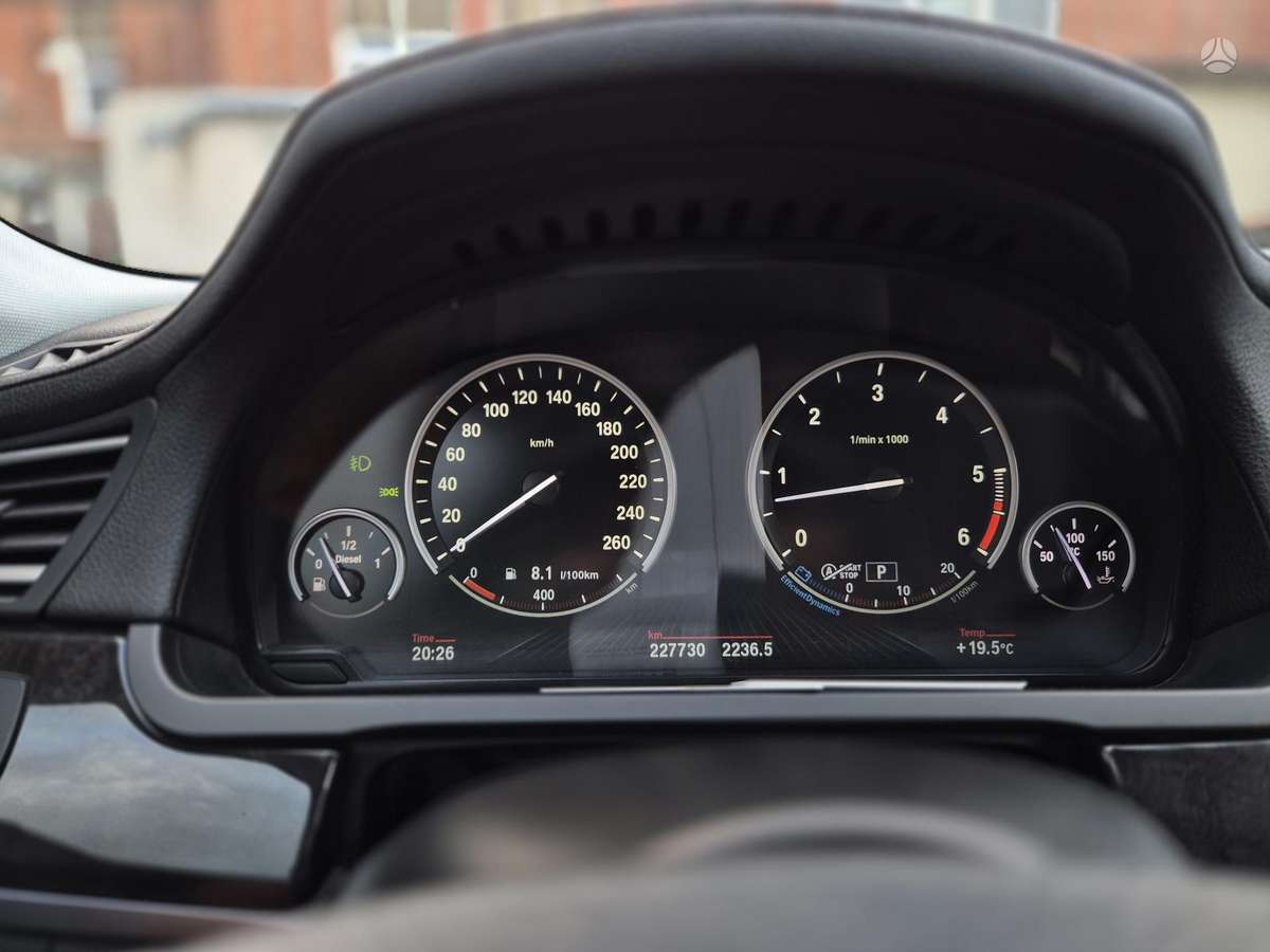 BMW 730, 3.0 l., Седан