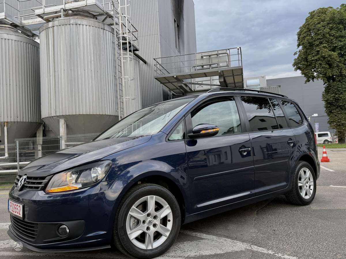 Volkswagen Touran - 2