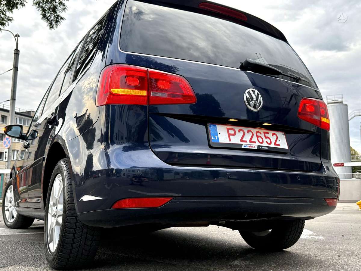 Volkswagen Touran - 6