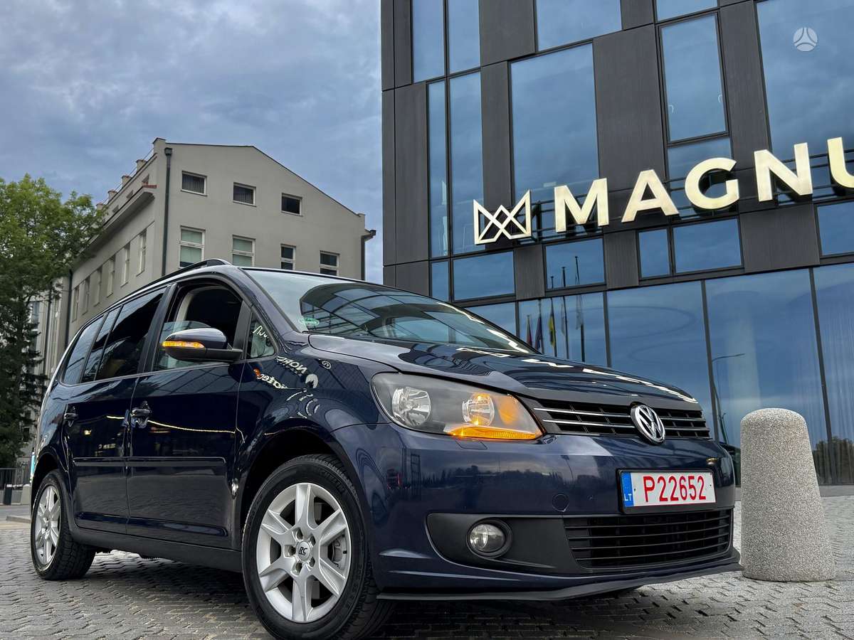 Volkswagen Touran - 3