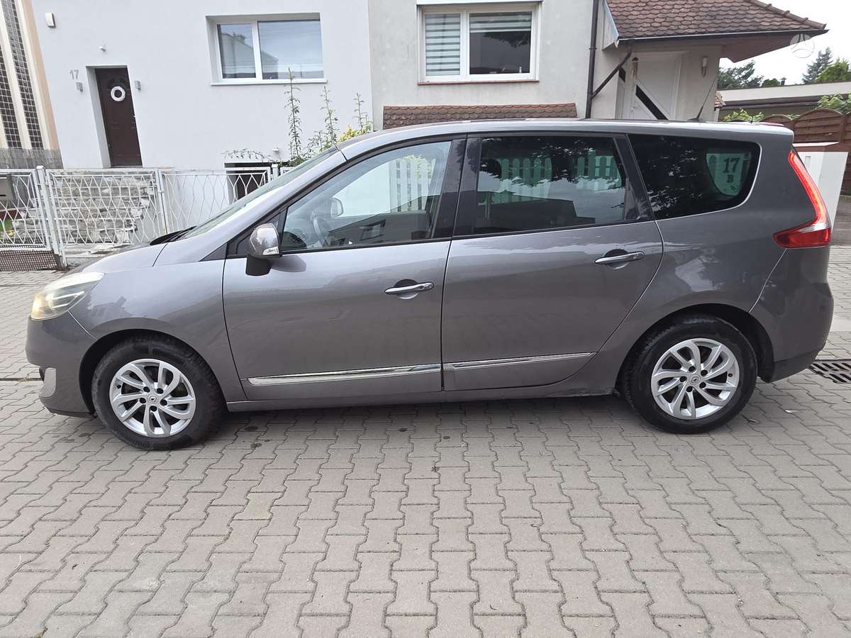 Renault Grand Scenic - 5
