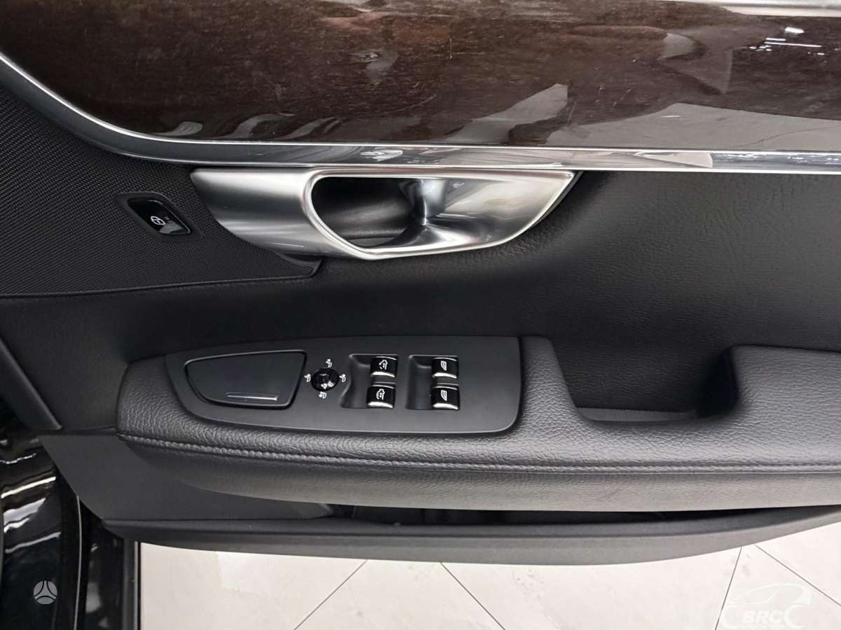 Volvo S90, 2.0 l., Седан