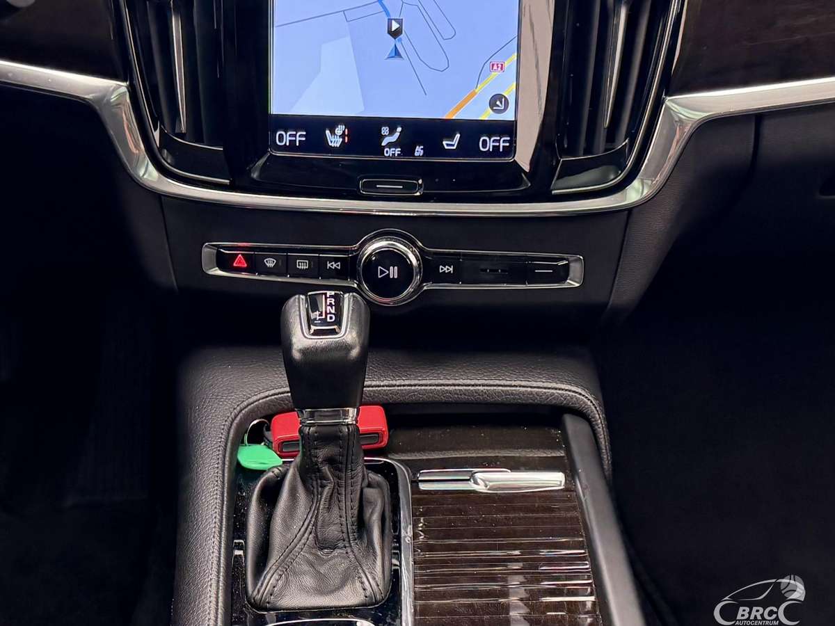 Volvo S90, 2.0 l., Седан