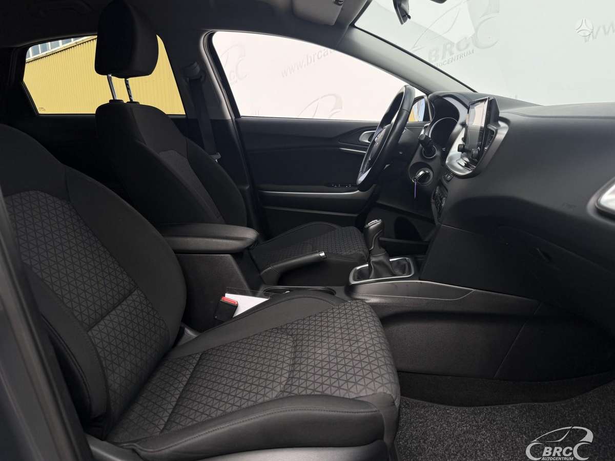 Kia Ceed, 1.0 l., Хэтчбек