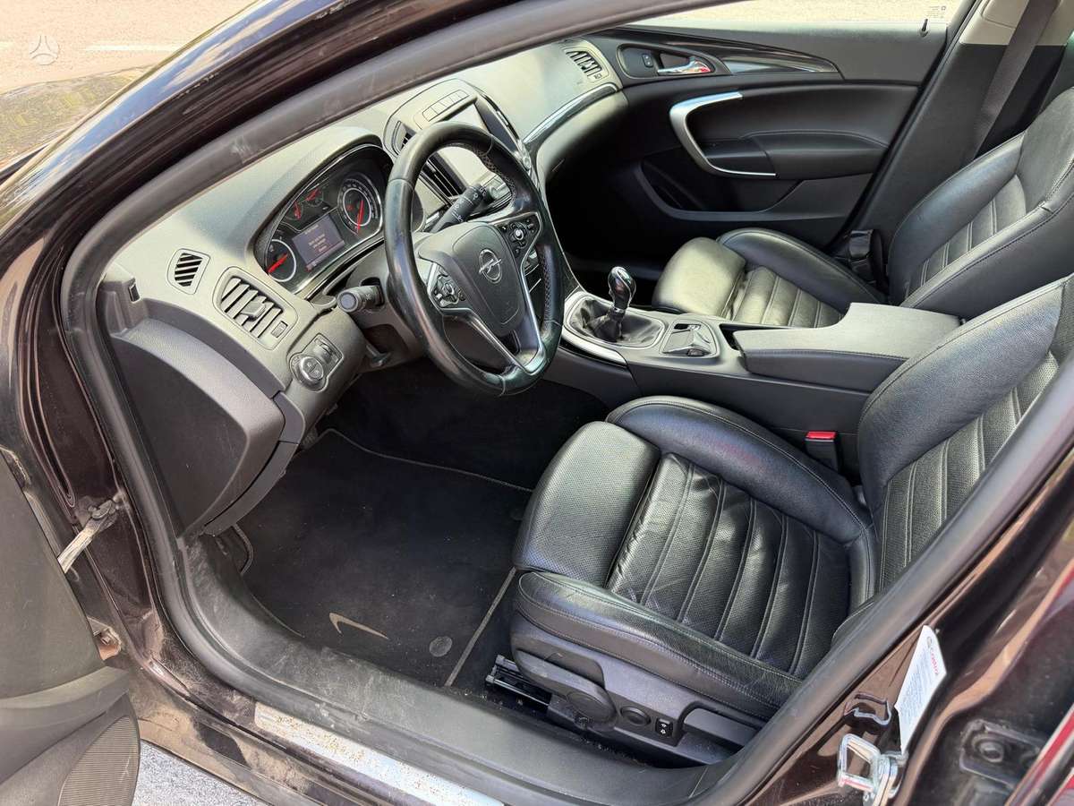 Opel Insignia, 2.0 l., Универсал