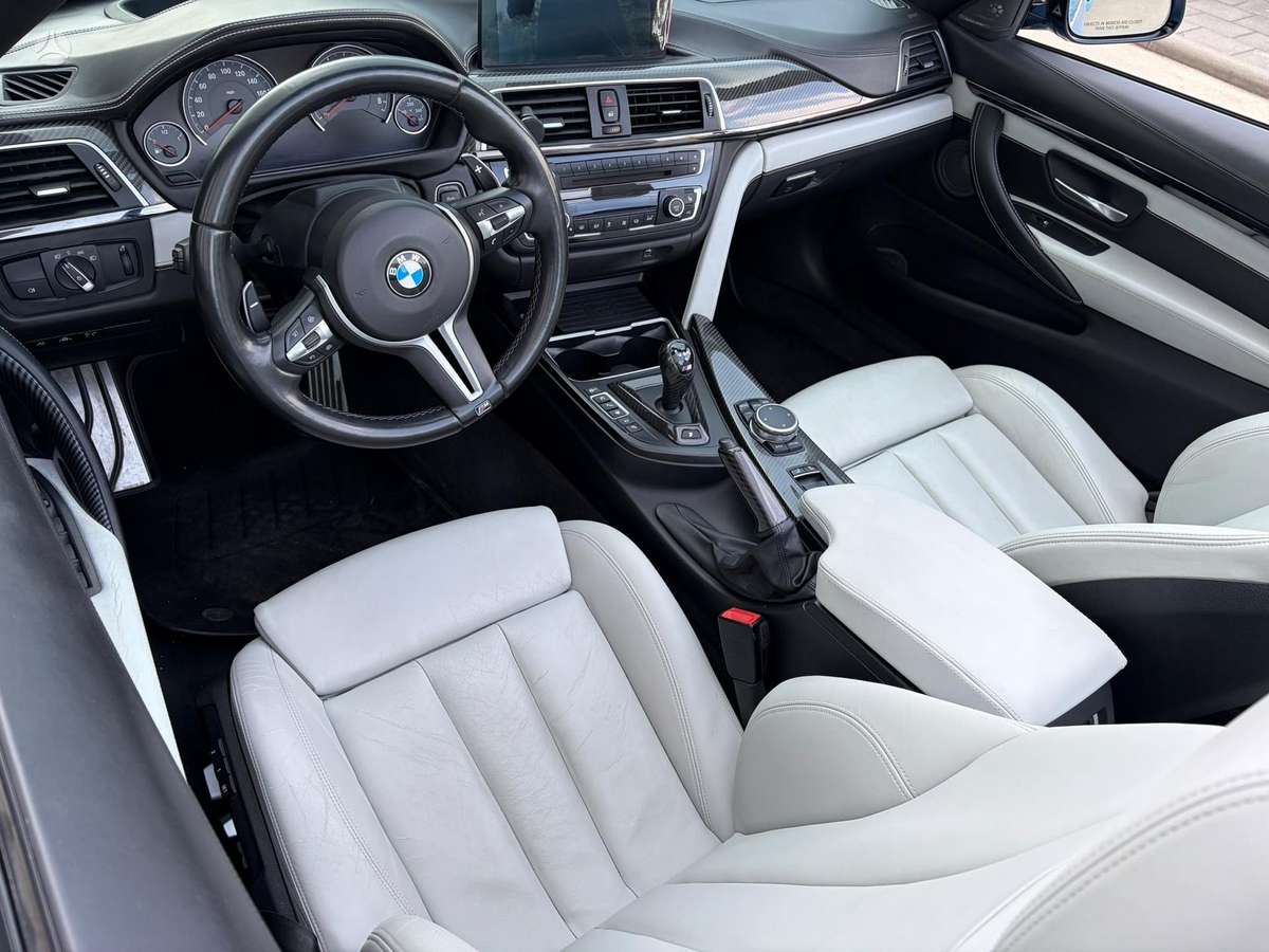 BMW M4, 3.0 l., convertible