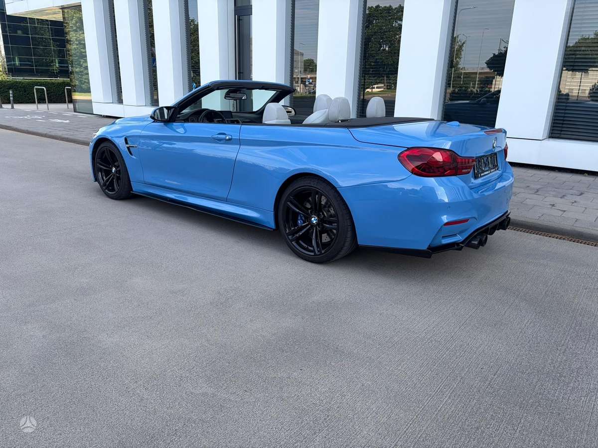 BMW M4, 3.0 l., convertible