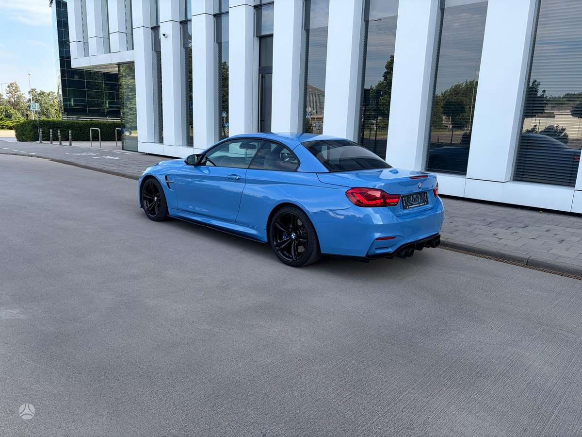 BMW M4, 3.0 l., convertible