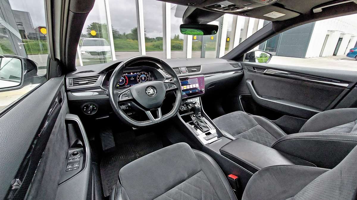 Skoda Superb, 2.0 l., Универсал