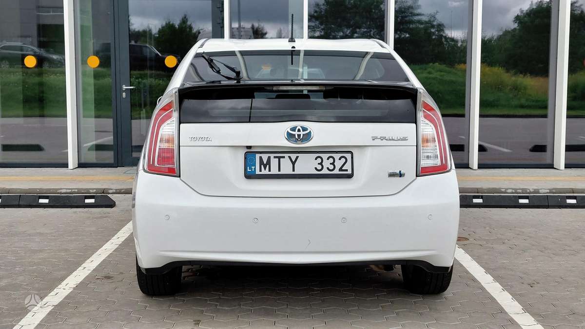 Toyota Prius - 7