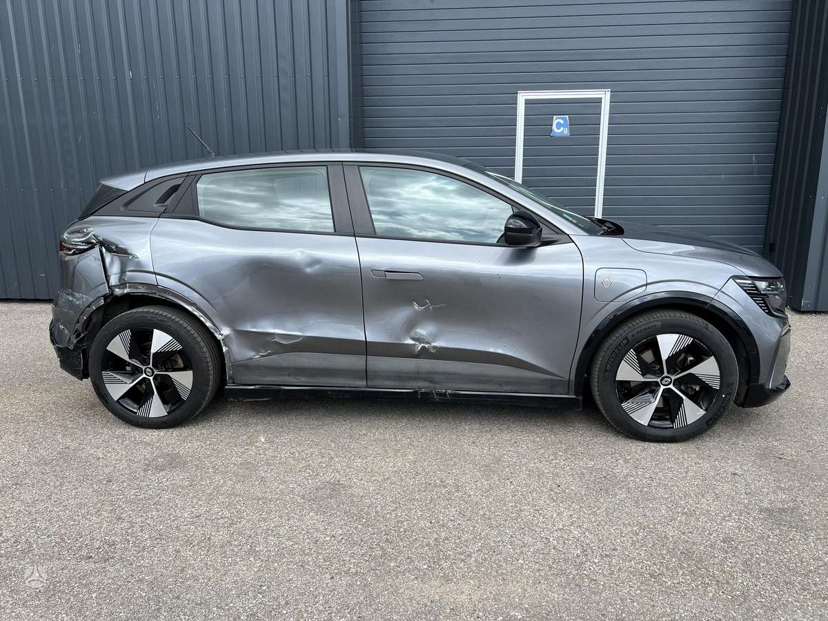 Renault Megane E-Tech, 60 кВт·ч, Хэтчбек