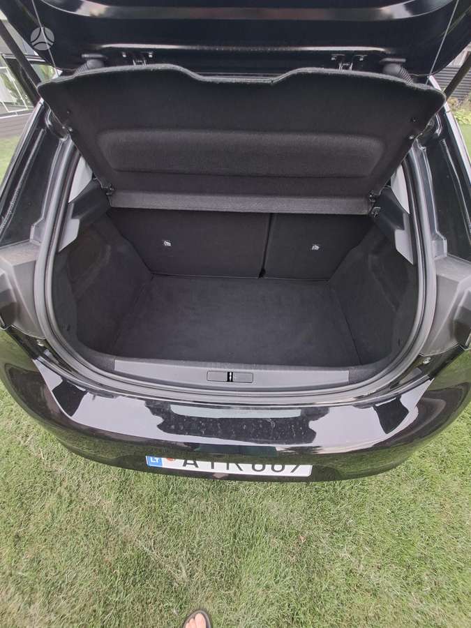 Opel Corsa, 1.2 l., Хэтчбек