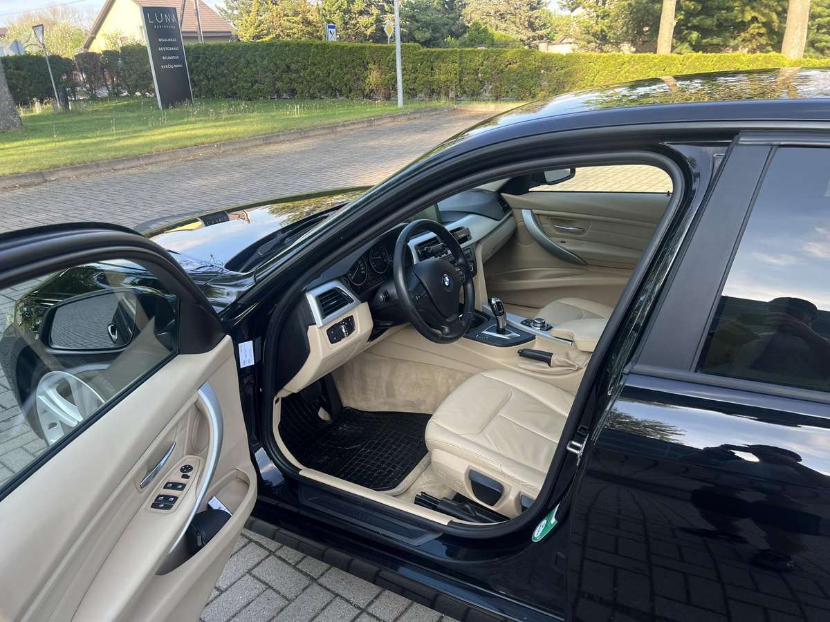 BMW 318, 2.0 l., Универсал