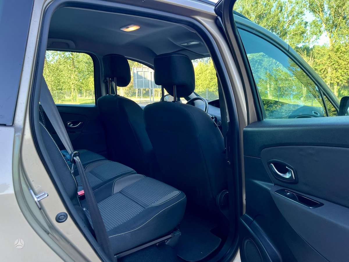 Renault Scenic, 1.5 l., Минивэн