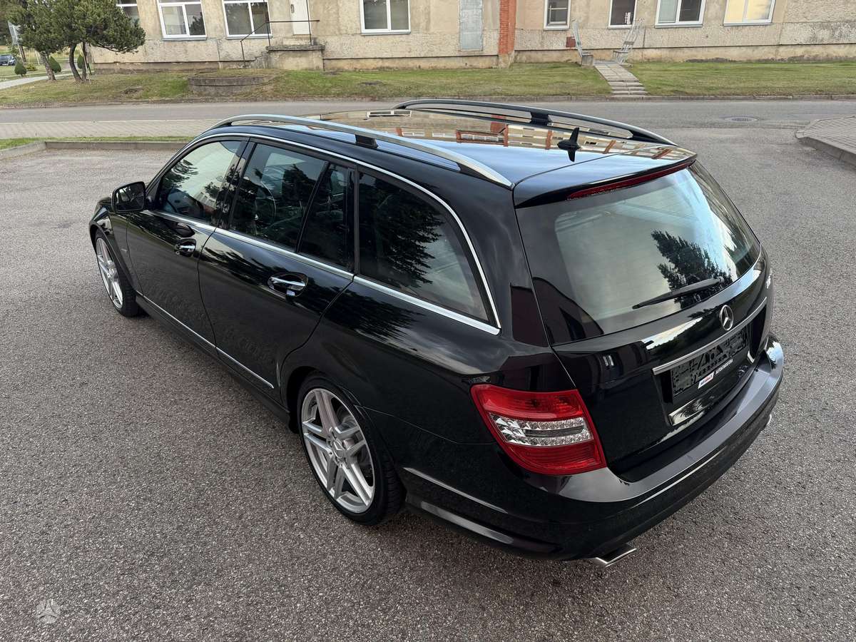 Mercedes-Benz C320, 3.2 l., Универсал