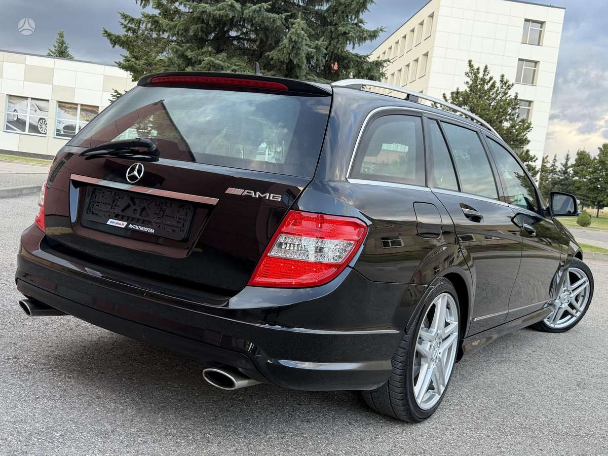 Mercedes-Benz C320, 3.2 l., Универсал