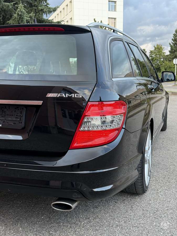 Mercedes-Benz C320, 3.2 l., Универсал