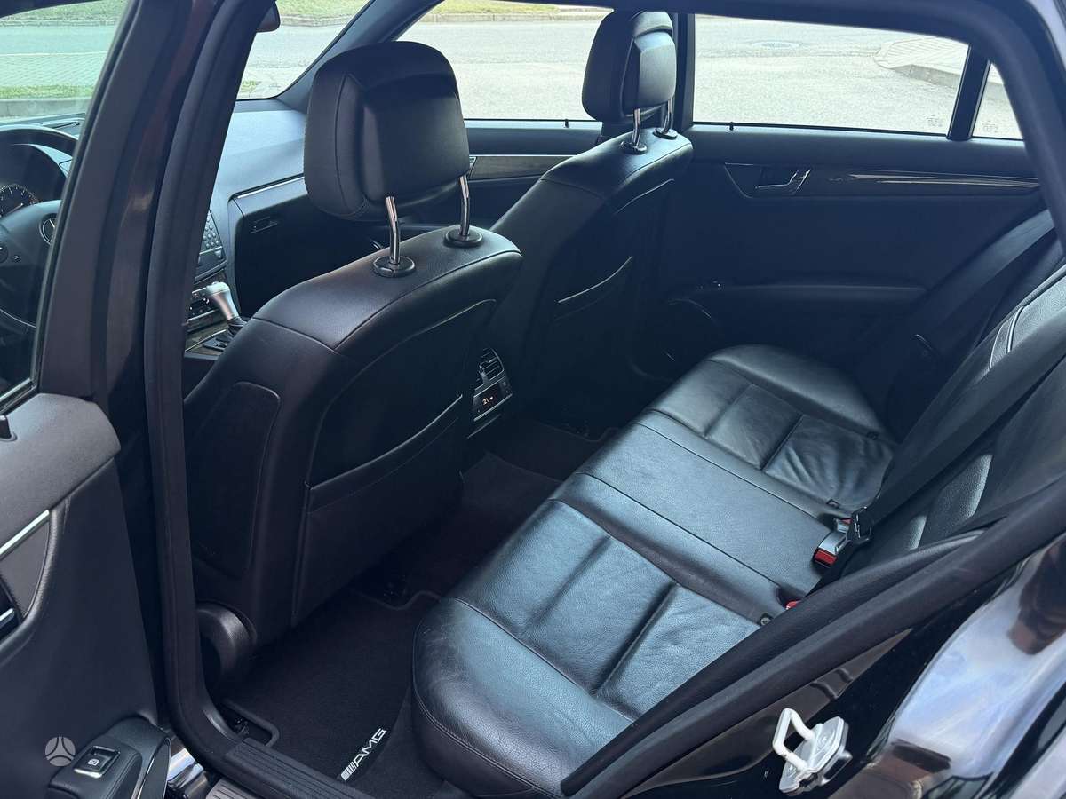 Mercedes-Benz C320, 3.2 l., Универсал