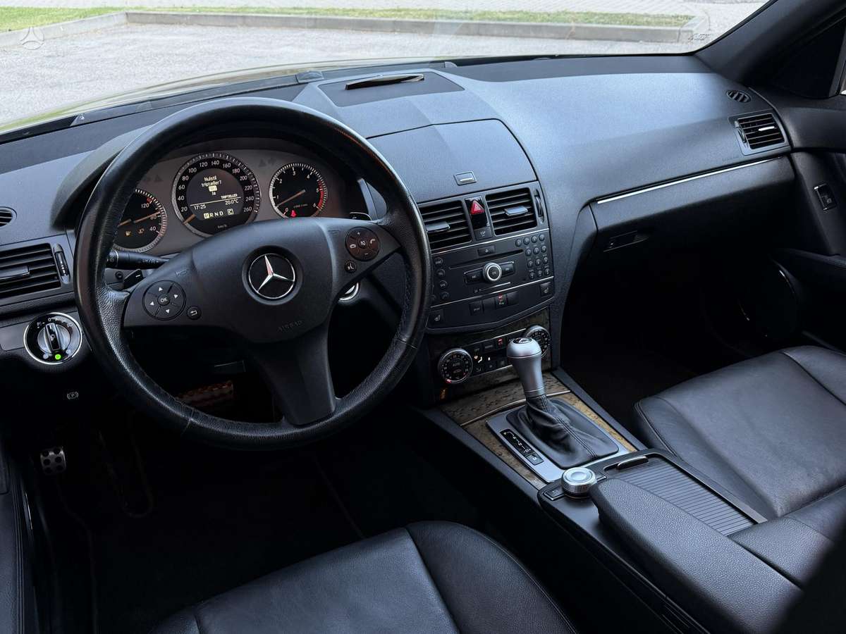 Mercedes-Benz C320, 3.2 l., Универсал