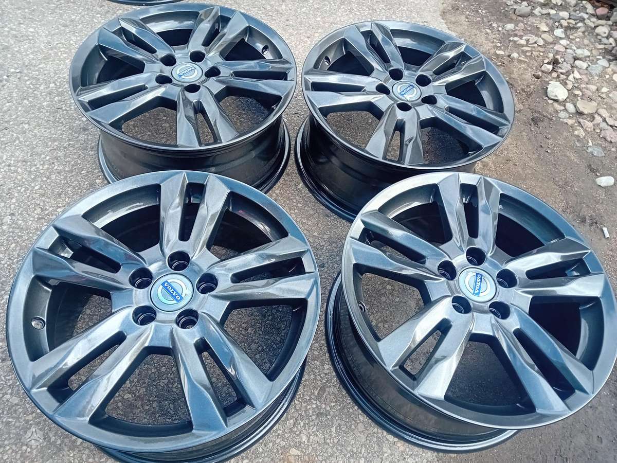 Volvo, lengvojo lydinio, R17