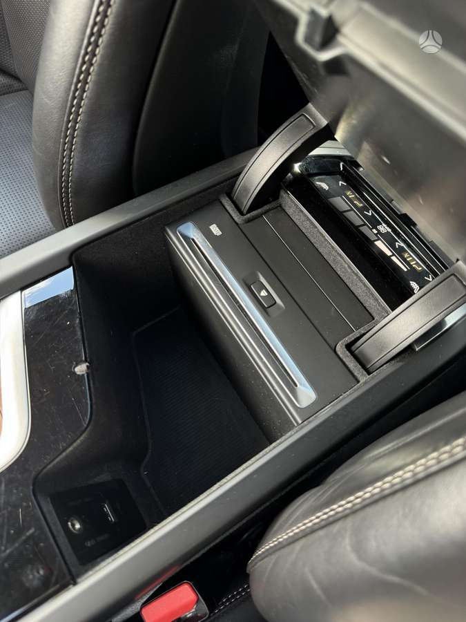 Volvo S90, 2.0 l., Седан
