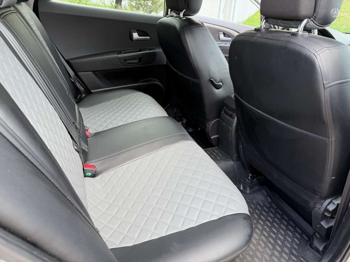 Kia Ceed, 1.6 l., Хэтчбек