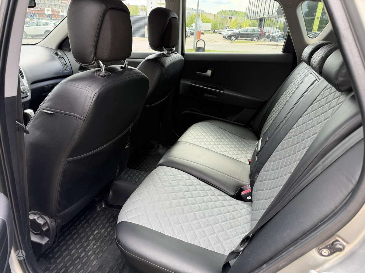 Kia Ceed, 1.6 l., Хэтчбек