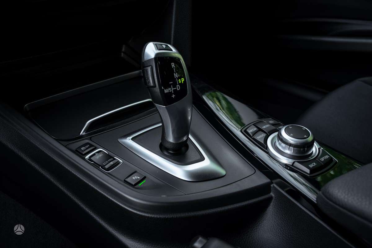 BMW 320, 2.0 l., Универсал