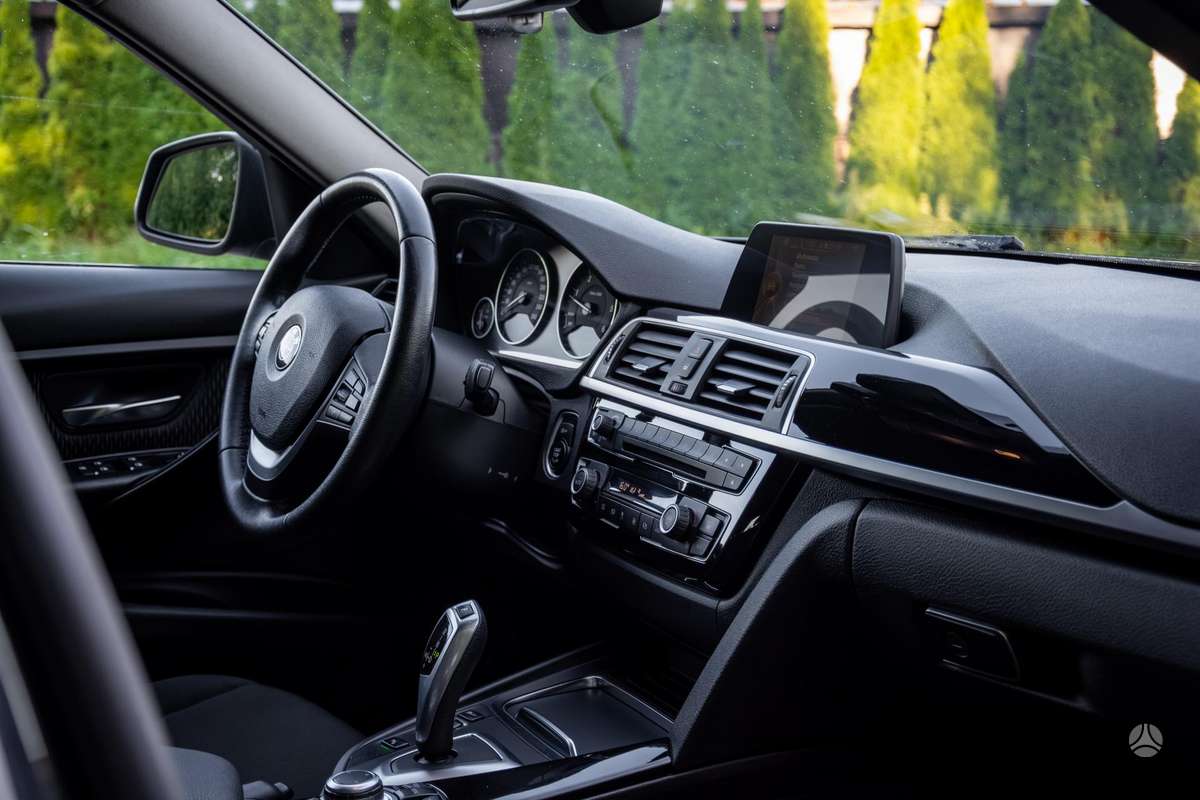 BMW 320, 2.0 l., Универсал