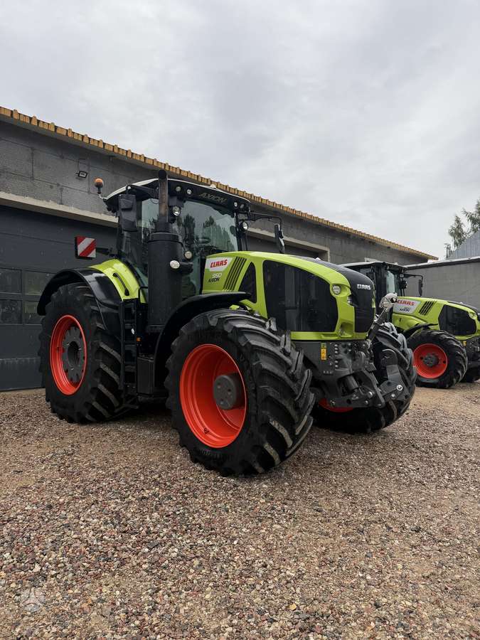 Claas Axion 950 CMATIC, traktoriai