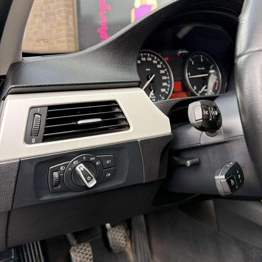 BMW 320, 2.0 l., wagon