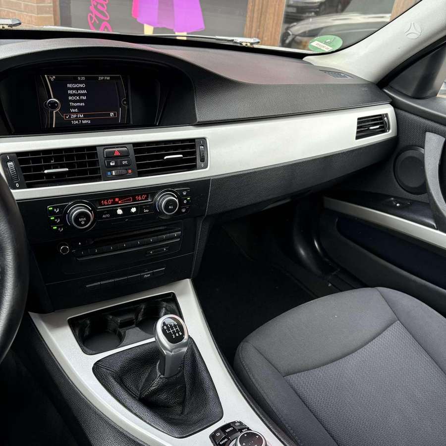 BMW 320, 2.0 l., wagon