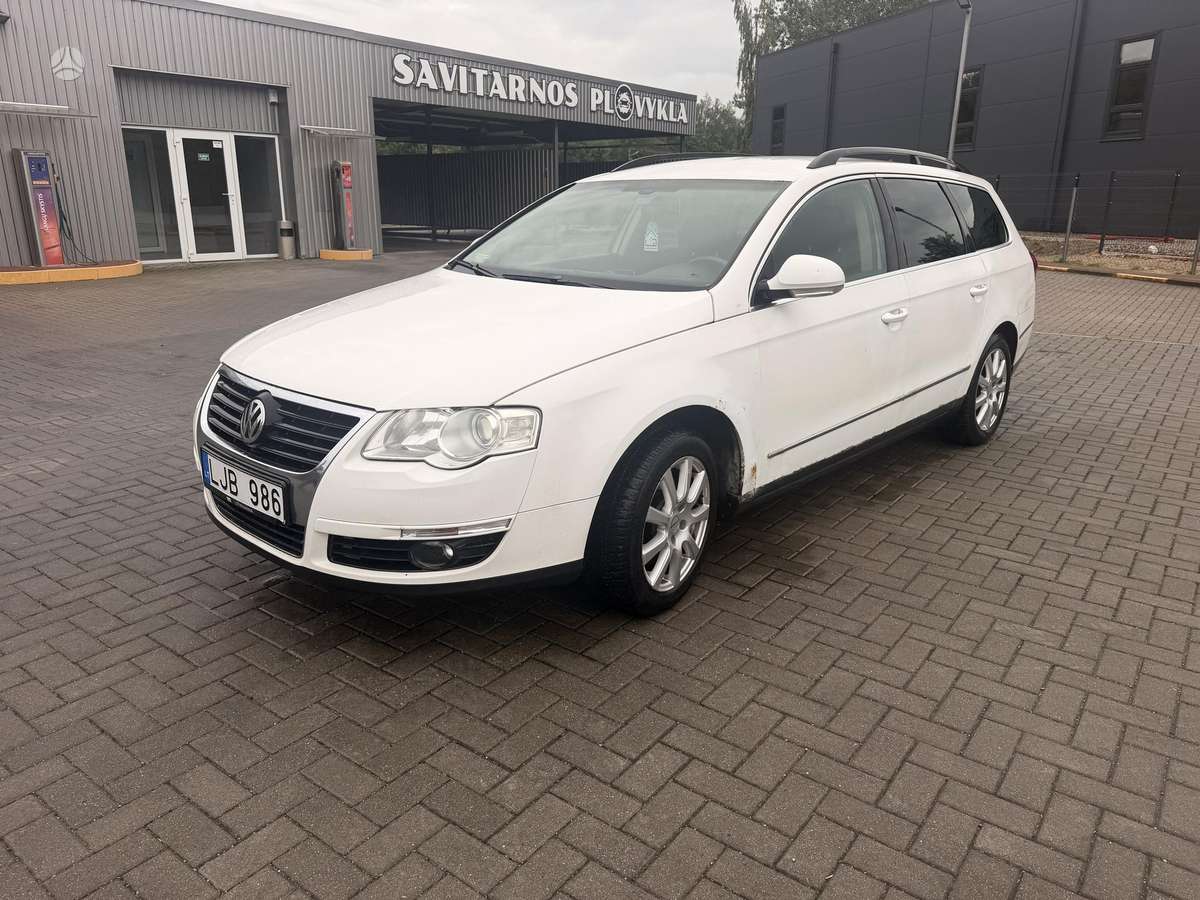 Volkswagen Passat - 2