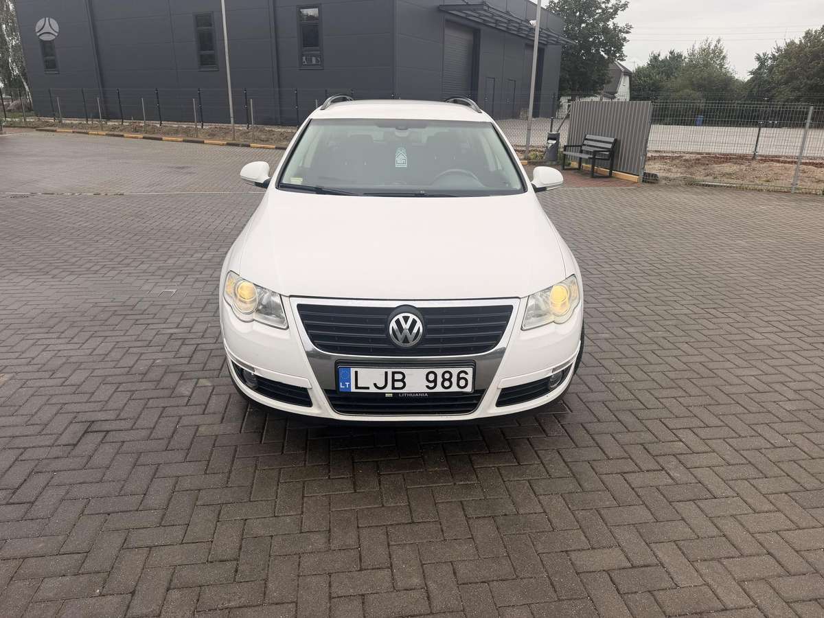 Volkswagen Passat - 3