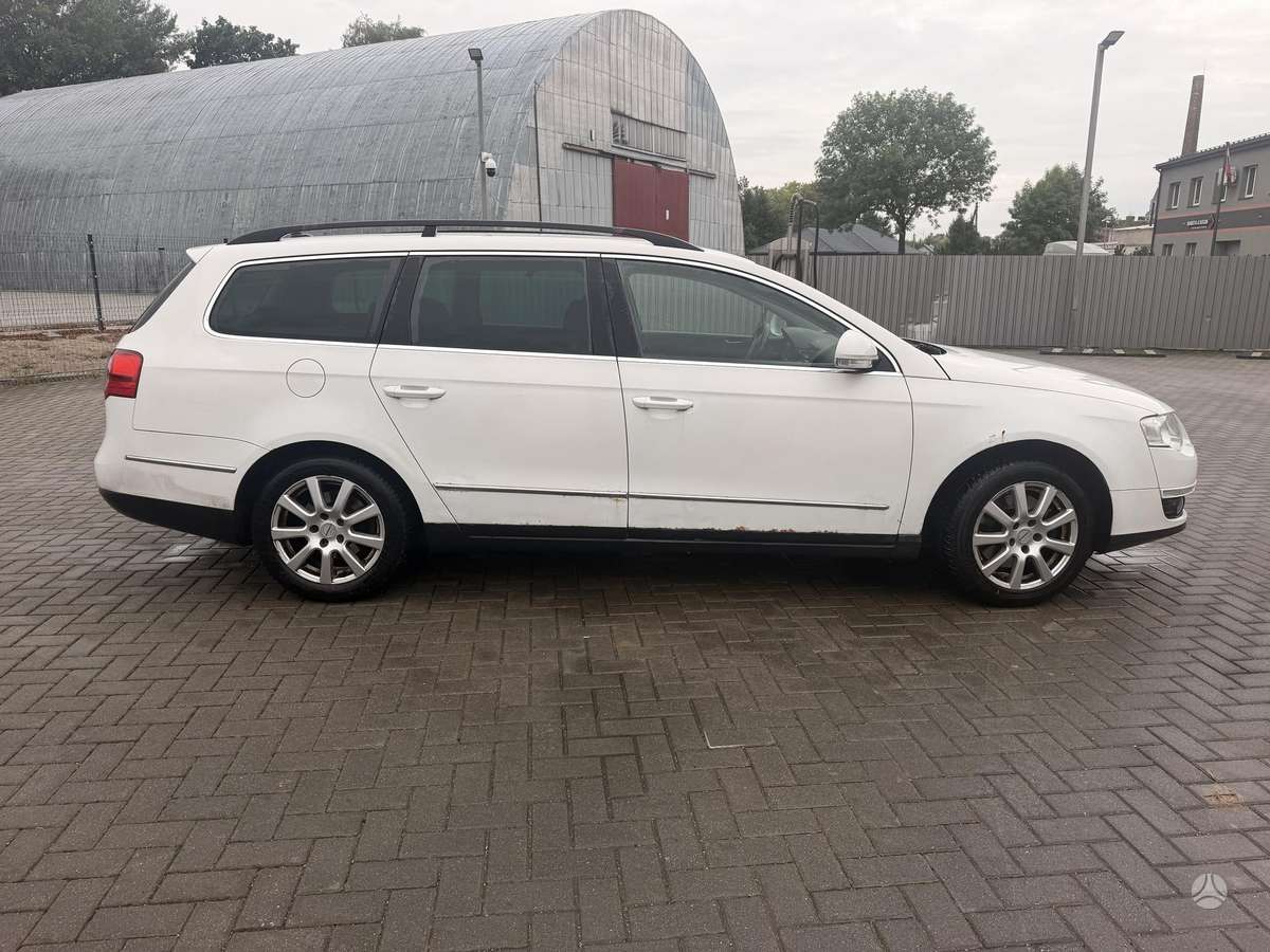 Volkswagen Passat - 8