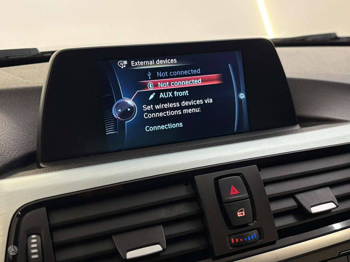 BMW 320, 2.0 l., Седан
