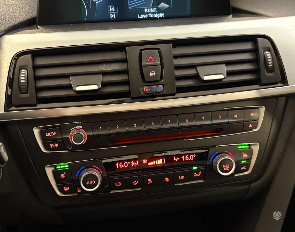 BMW 320, 2.0 l., Седан